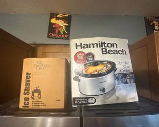Hamilton Beach Portable Slow Cooker; Pampered Chef Ice Shaver