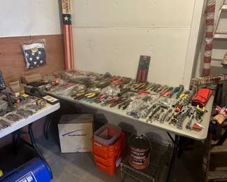 Pocket Knives; Screwdrivers; Wrenches; Rigid Pipe Wrenches; Hex Crimping ToolTools; Flags; Buckets