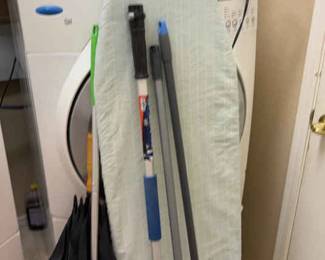 Lovely Laundry room Lot