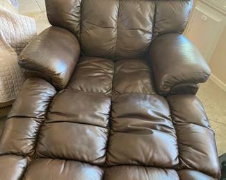 Comfy Costco Recliner