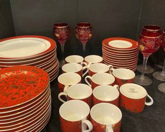 04 A Twelve Piece Setting Of American Atelier Porcelain