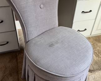 Vanity Chair 