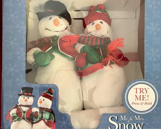 Mr. & Mrs. Snow Singing Decor 