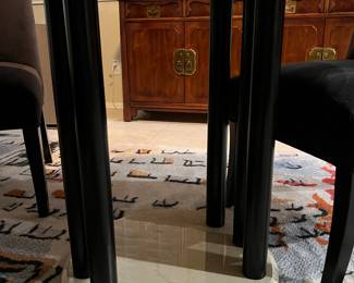 Dining Room Table w 4 Chairs 