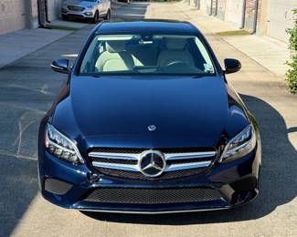 2021 Mercedes-Benz C300 Sedan
4-cyl, turbo, 2.0 liter 
Automatic