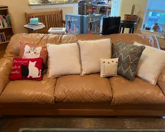 Leather Sofa from Suniland Furniture 