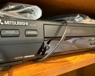 Mitsubishi VCR – HS-U795