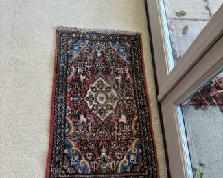 Persian Hamedan Rug – 2' x 3'