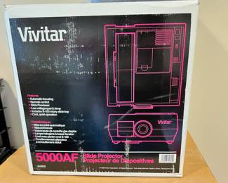 Vivitar 5000 AF Slide Projector