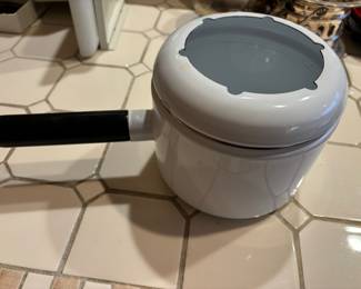 White Enamel Fondue Pot
