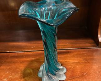 Turquoise/Clear Twisted Bud Vase