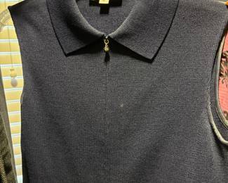 St. John Black Full Zip Crop Top Sleeveless Shirt - Size 16