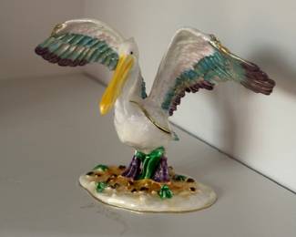 Miniature Pelican Figurine. 