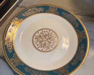 Wedgwood Agincourt Bone China. Five-Piece Placesetting for 12. Set Includes: 12 Dinner, 12 Salad, 12 Bread & Butter, 12 Cup &  Saucers. Photo 1 of 3. 