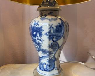 Chinoiserie Lamp on Lucite Base with White Lacquer Shade and Bird Finial. Measures 26" To Top of Finial. Photo 2 of 3. 