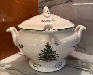 Spode Christmas Tree Soup Tureen. 