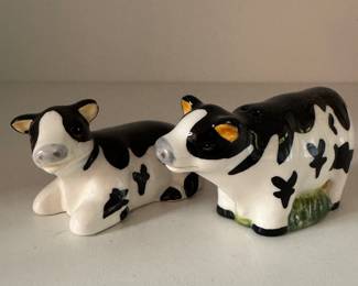 Pair of Cow Sale & Pepper Shakers. 