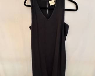 Reistor Size M. Black Dress. Photo 1 of 2. 