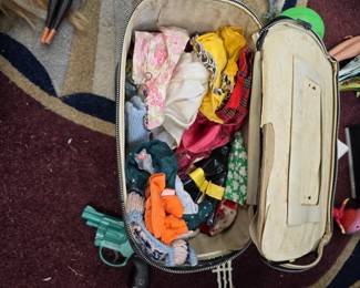 vitnage barbie clothes