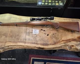 Ruger m77 308 rifle with Leupold scope , safe queen very nice