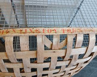 very large tobacco basket