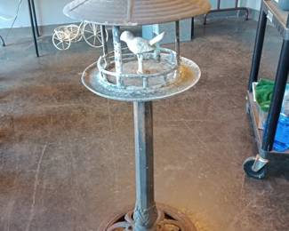 cast iron garden decor