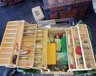 vintage tacklebox and contents