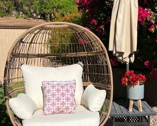 Egg Chair, End Table, Umbrella