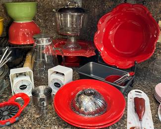 Assorted Kitchenwares