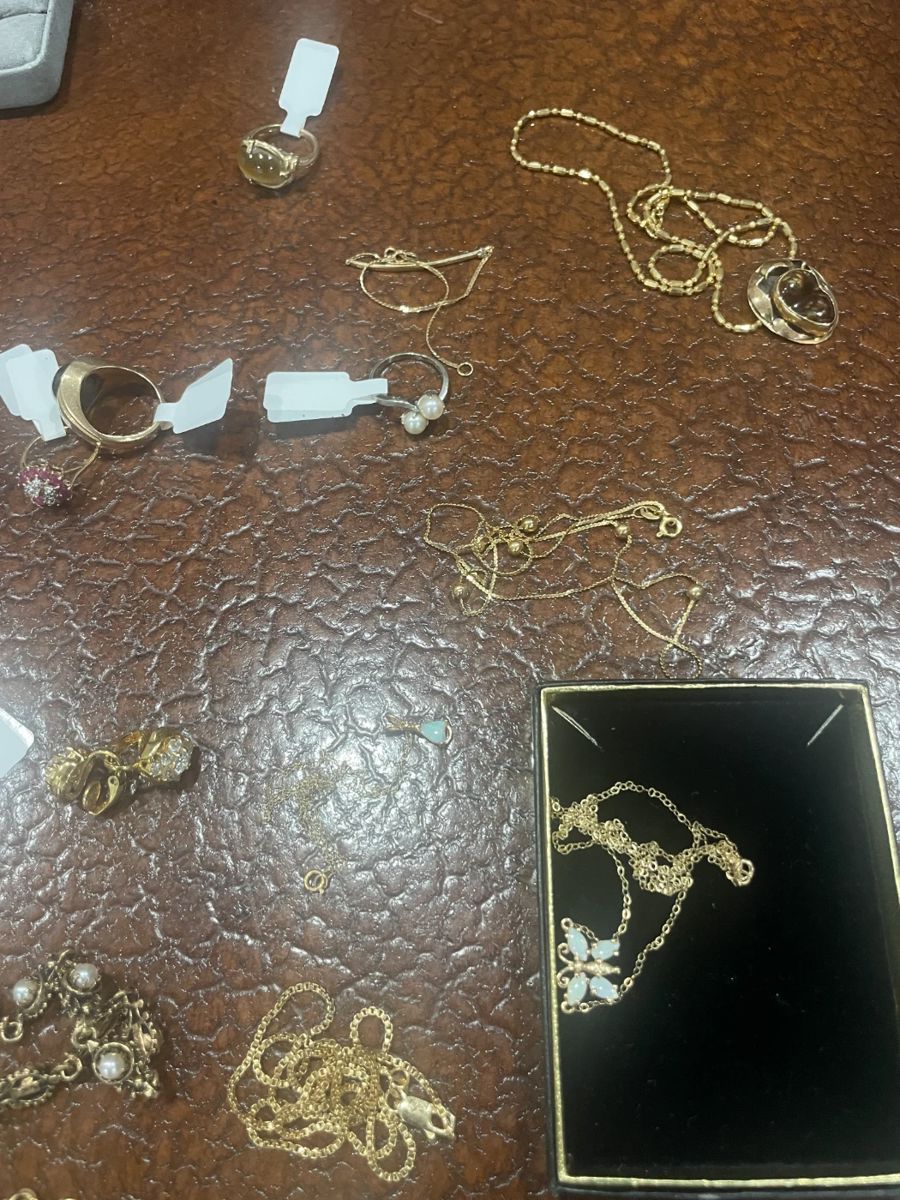 Jewelry, gold, silver