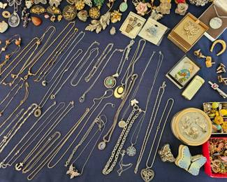 Jewelry, gold, silver