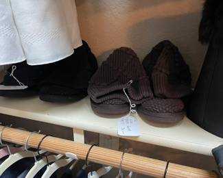 Uggs boots, black and brown 