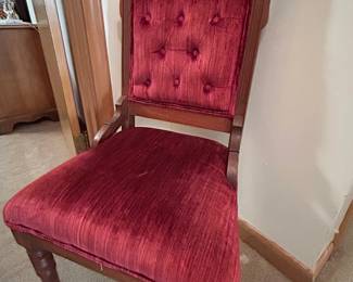Eastlake Sitting Chair