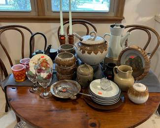 Kitchen Items/Pottery