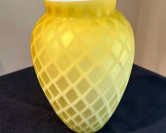 Satin Glass Diamond Quilt