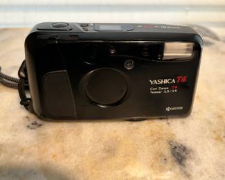 Yashica T4 Carl Zeiss