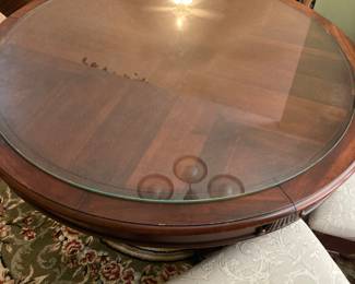 Glass top Dining Room Table and chairs