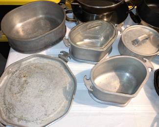 Vintage guardian service cookware