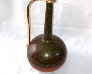 Mid century Yapacunchi Ecuadorian vase