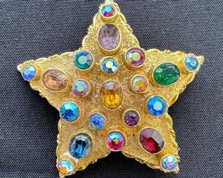 Star brooch