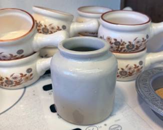 French onion soup bowls