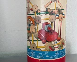 Vintage Tinkertoy set