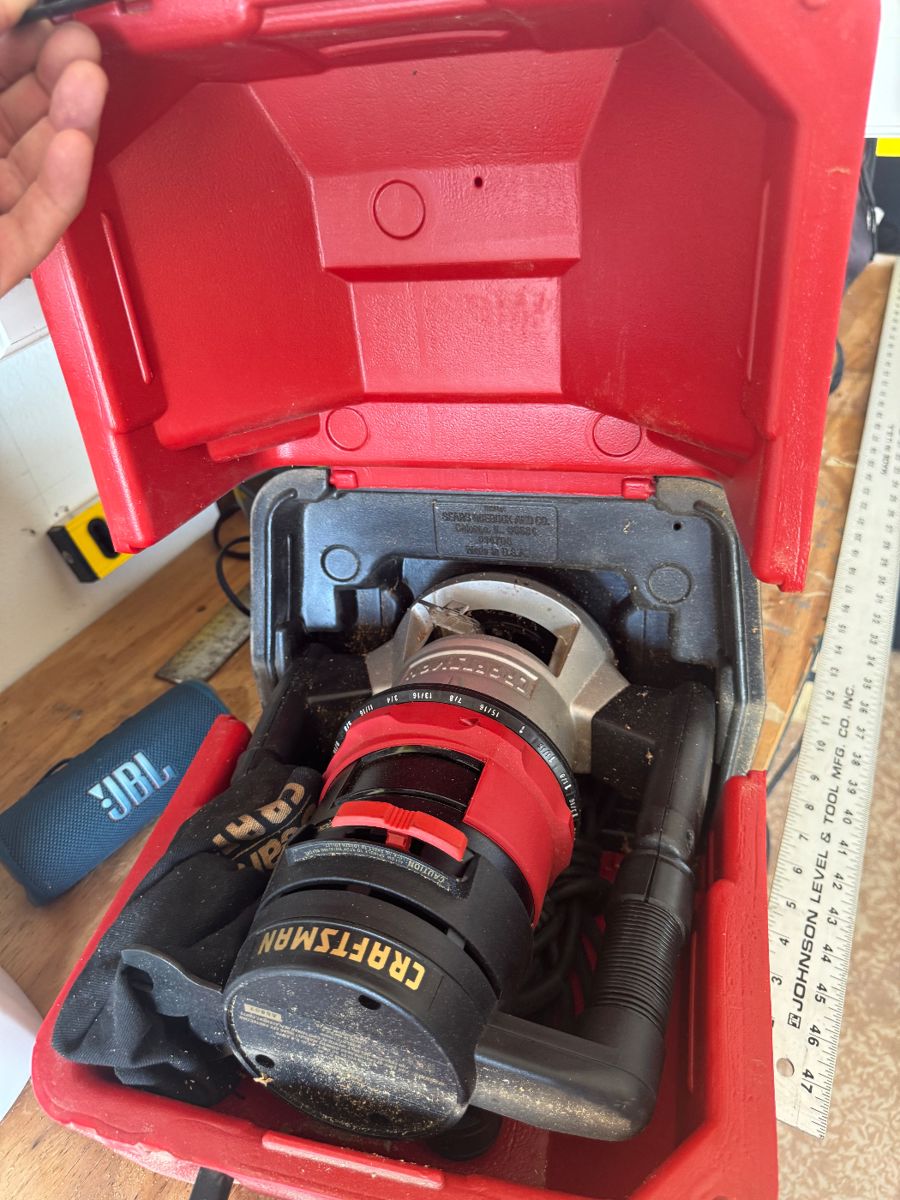 Estate Sales Beyond Sun City Center Tool... starts on 11/9/2024