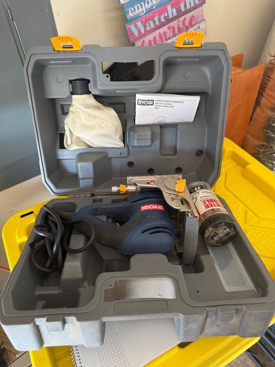 Estate Sales Beyond Sun City Center Tool... starts on 11/9/2024