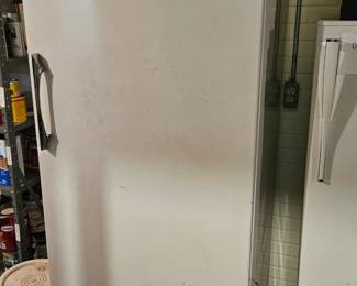 Hotpot Upright Freezer