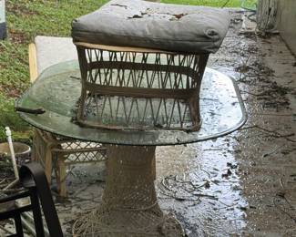 Outdoor furniture - free
