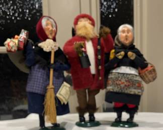 Byers Choice Carolers Legends