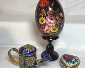 Pretty Little Shelf Sitters