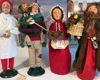 Byers Choice Carolers Christmas Carol Figures