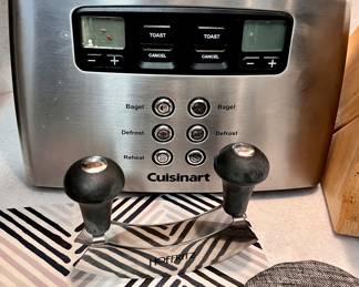 Cuisinart  toaster 